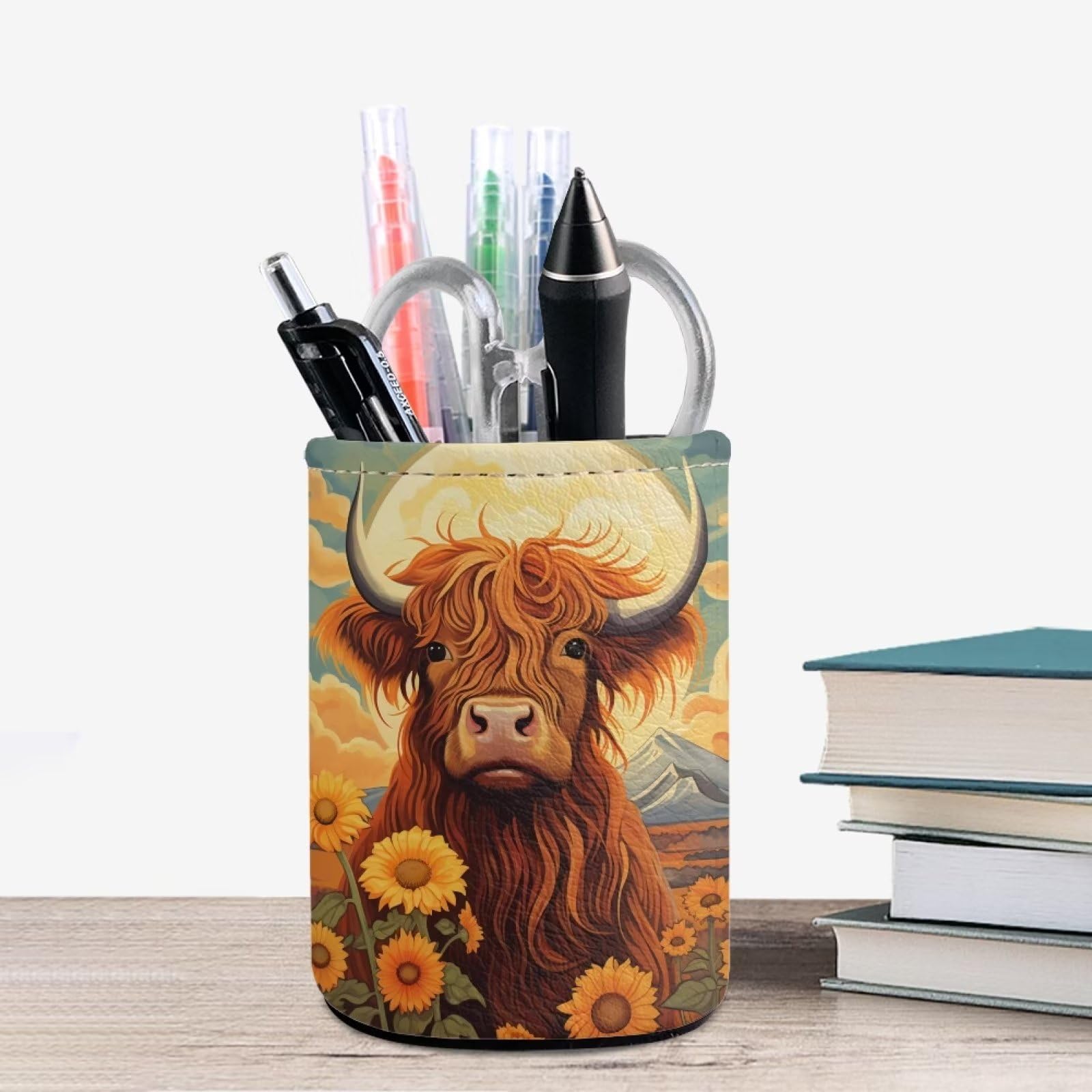 Amazon.com: Upetstory Highland Cow Pencil Holder for Desk Office